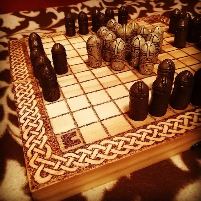 como es el ajedrez vikingo